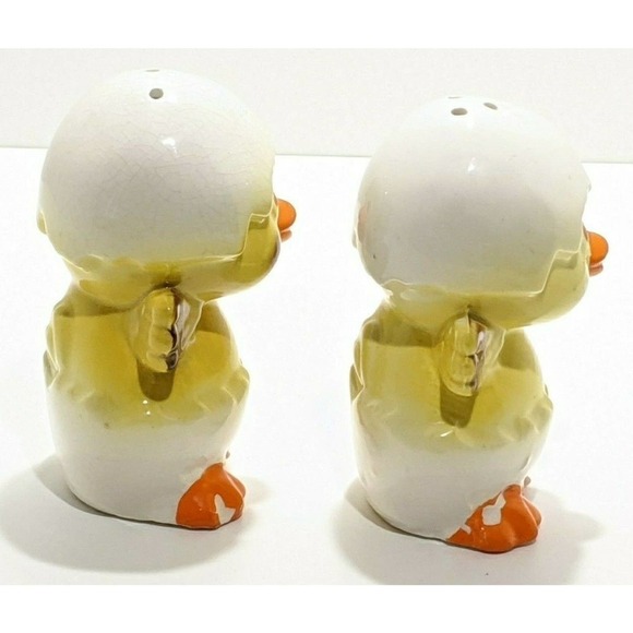 Vtg Spring Chicks Salt Pepper Shakers Made in Japan - Picture 2 of 5